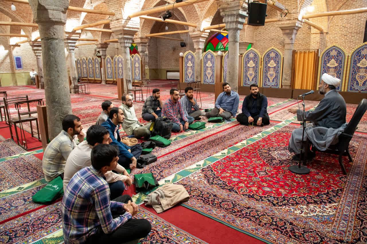 📷 گزارش تصویری 🔷بازدید از حوزه علمیه مروی به مناسبت سالگرد حضرت آیت الله العظمی حاجآقا مهدوی کنی رحمت الله علیه
