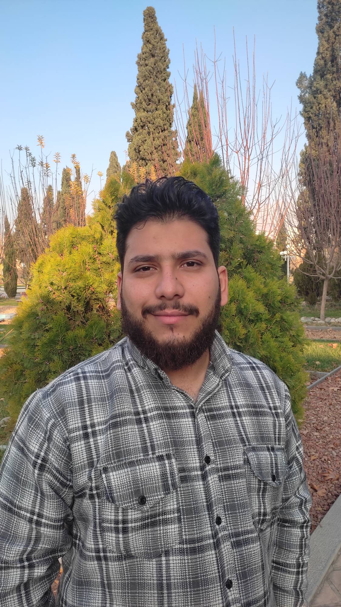 سید علی حسینی